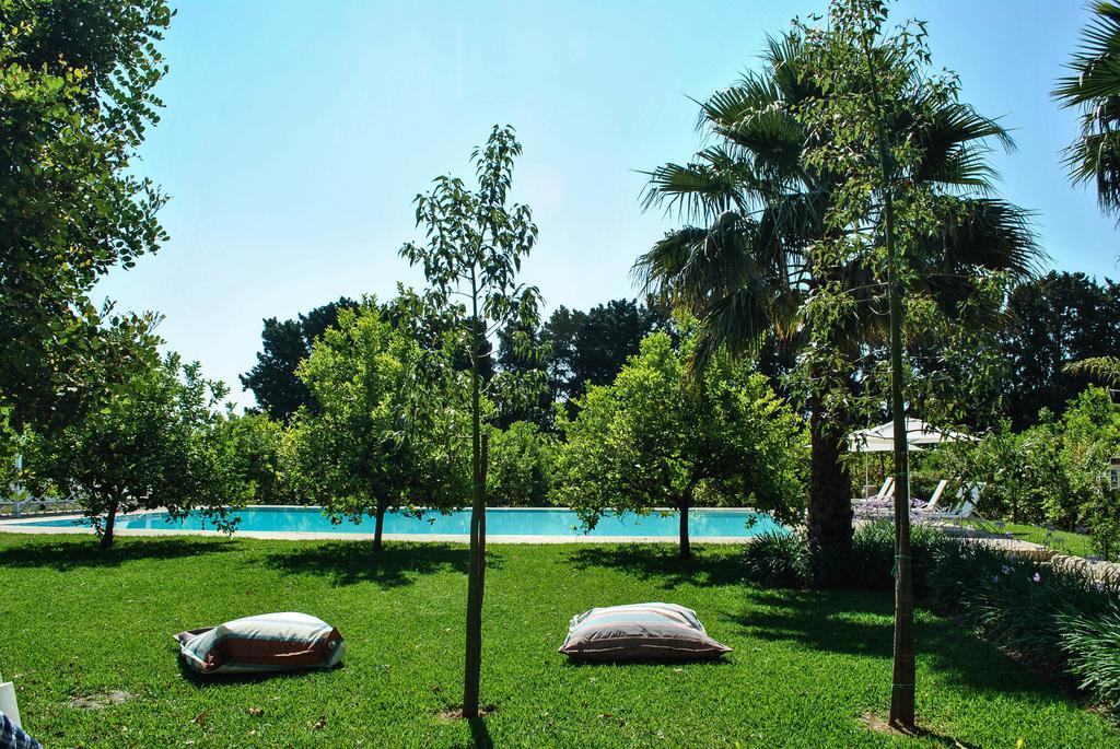 Chiusa Di Carlo Agriturismo アヴォラ エクステリア 写真