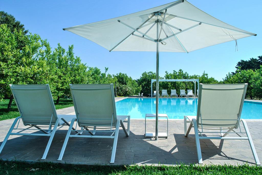 Chiusa Di Carlo Agriturismo アヴォラ エクステリア 写真