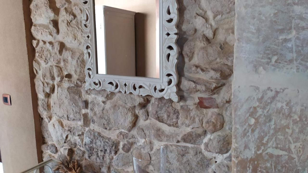 Chiusa Di Carlo Agriturismo アヴォラ エクステリア 写真